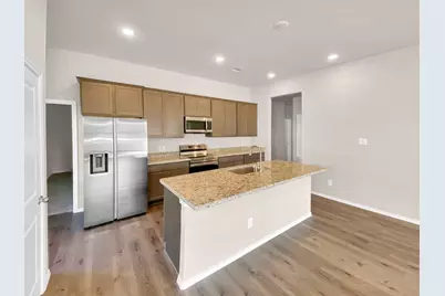 13067 Clearview Drive, Willis, TX 77318 - Photo 5