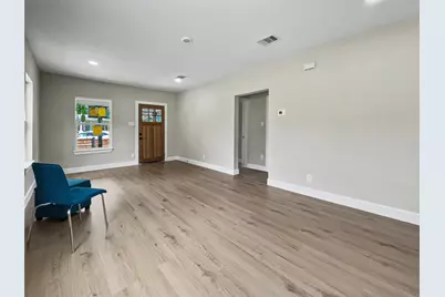 2307 Chestnut Street, Houston, TX 77009 - Photo 9