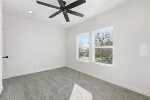 530 N 4th St, La Porte, TX 77571 - Photo 11