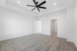 530 N 4th St, La Porte, TX 77571 - Photo 19