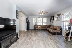 1718 Stonehaven Village Cir, Spring, TX 77386 - Photo 7