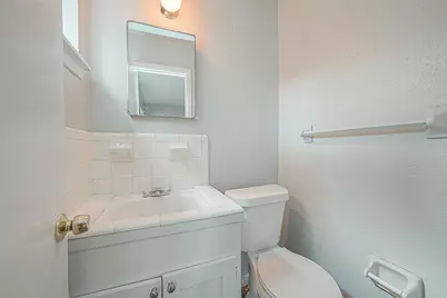 5646 Cedarburg Drive, Houston, TX 77048 - Photo 11