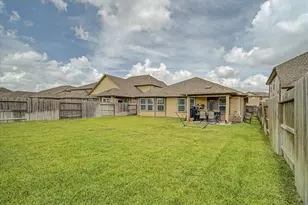 10842 Clfs Vw Dr, Iowa Colony, TX 77583 - Photo 41