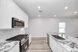 244 Harlingen Dr, Magnolia, TX 77354 - Photo 9