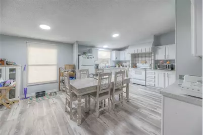 17709 Pine View Drive, Conroe, TX 77302 - Photo 13