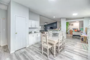 17709 Pine View Dr, Conroe, TX 77302 - Photo 15