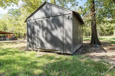 180 County Road 4251, Palestine, TX 75803 - Photo 7