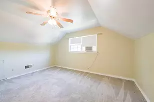 201 Meadowlawn St, Shoreacres, TX 77571 - Photo 17