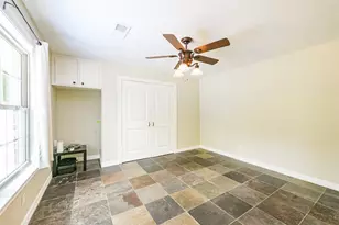 201 Meadowlawn St, Shoreacres, TX 77571 - Photo 11