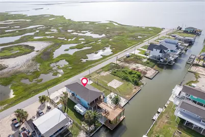 708 Dolphin Dr, Freeport, TX 77541 - Photo 3