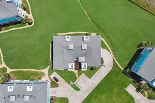 4241 Pointe W Dr, Galveston, TX 77554 - Photo 29