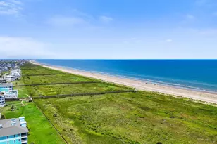 4241 Pointe W Dr, Galveston, TX 77554 - Photo 43