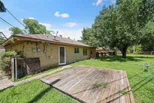514 E Janisch Rd, Houston, TX 77022 - Photo 7