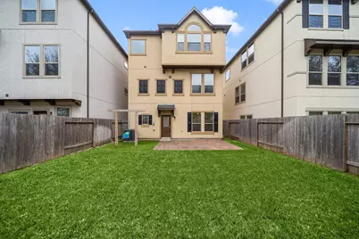 9910 Spring Shadows Park Circle, Houston, TX 77080 - Photo 33