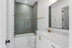 1933 Ridgemore Dr, Houston, TX 77055 - Photo 37