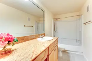 2255 Braeswood Park Dr, Houston, TX 77030 - Photo 37