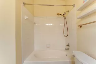2255 Braeswood Park Dr, Houston, TX 77030 - Photo 21