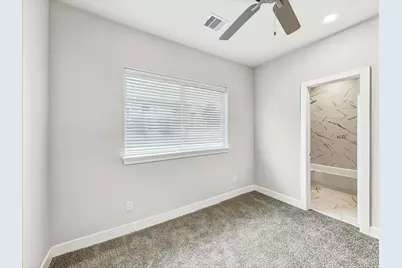 10534 Executive Lake Drive, Stafford, TX 77477 - Photo 15