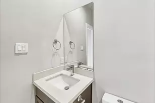 10534 Executive Lake Dr, Stafford, TX 77477 - Photo 17