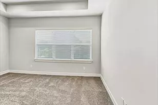 10534 Executive Lake Dr, Stafford, TX 77477 - Photo 11