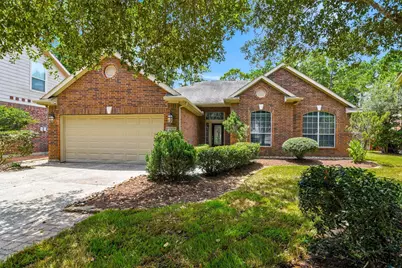 7 Caelin Court, The Woodlands, TX 77382 - Photo 3