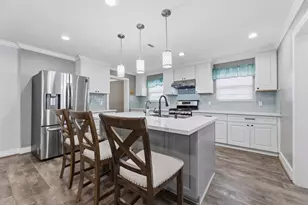 9410 Fairdale Ln, Houston, TX 77063 - Photo 13