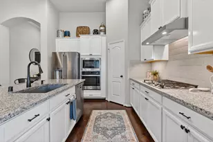 2791 Hidden Hollow Ln, Conroe, TX 77385 - Photo 11