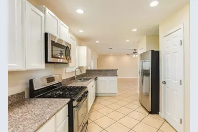 3206 Pine Street, Galveston, TX 77551 - Photo 13