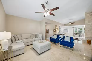 5130 Kingfisher Dr, Houston, TX 77035 - Photo 5