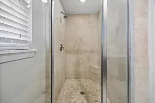 5130 Kingfisher Dr, Houston, TX 77035 - Photo 19