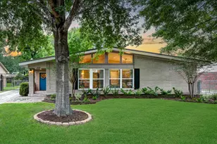 5130 Kingfisher Dr, Houston, TX 77035 - Photo 1