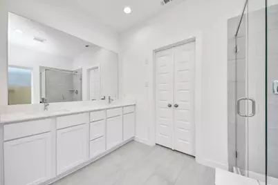 11806 Royal Willow Lane, Houston, TX 77066 - Photo 21