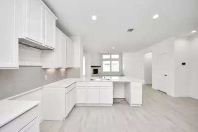 11806 Royal Willow Lane, Houston, TX 77066 - Photo 9