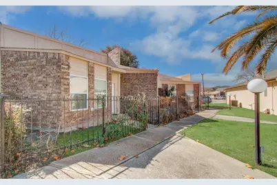 1014 Graham Drive #A3, Tomball, TX 77375 - Photo 5