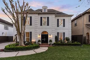 4709 Welford Dr, Bellaire, TX 77401 - Photo 1