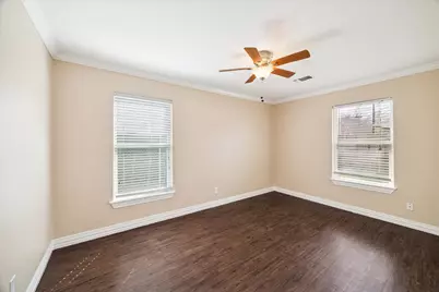 434 Meters Street, Houston, TX 77020 - Photo 5
