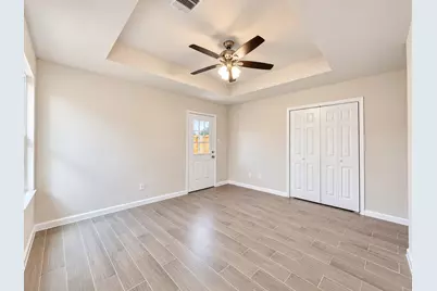 9119 Sherbourne Street, Houston, TX 77016 - Photo 5