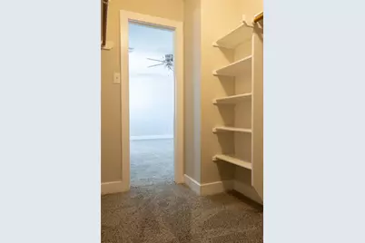 11720 Chanteloup Drive, Houston, TX 77047 - Photo 13