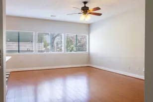 11720 Chanteloup Dr, Houston, TX 77047 - Photo 3