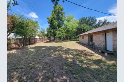 8618 Iron Liege Court, Houston, TX 77088 - Photo 29