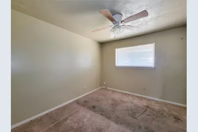 8618 Iron Liege Court, Houston, TX 77088 - Photo 27