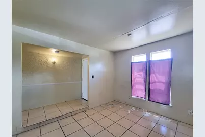 8618 Iron Liege Court, Houston, TX 77088 - Photo 7