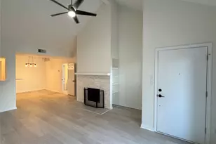 2100 Tanglewilde St, Houston, TX 77063 - Photo 5