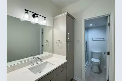 2100 Tanglewilde Street #626, Houston, TX 77063 - Photo 11