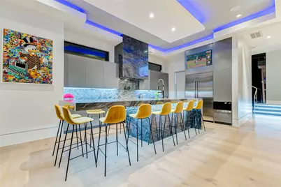 1025 Wakefield Drive, Houston, TX 77018 - Photo 9