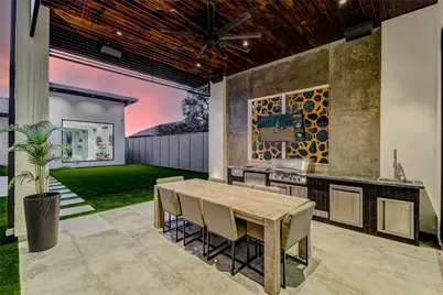 1025 Wakefield Drive, Houston, TX 77018 - Photo 5