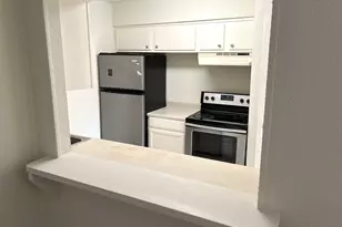 8947 Gaylord Dr, Houston, TX 77024 - Photo 7