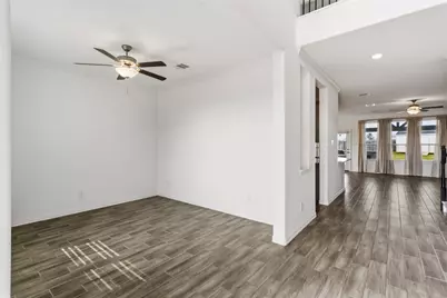 15003 Gulfstream Park Avenue, Mont Belvieu, TX 77523 - Photo 5