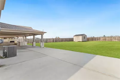 15003 Gulfstream Park Avenue, Mont Belvieu, TX 77523 - Photo 35