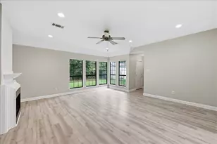 7215 Pleasant Bend Dr, Beaumont, TX 77708 - Photo 7